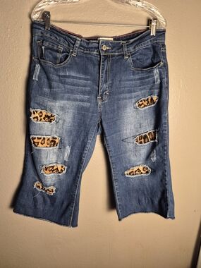 L&B Blue Distressed Cropped Jeans with Leopard Panels